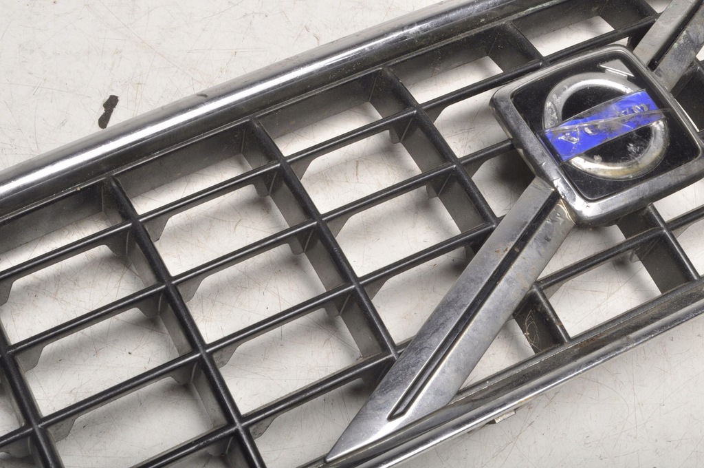 фото №3, Volvo s40 ii v50 решётка радиатора решётка радиатора решётка радиатора 08620116