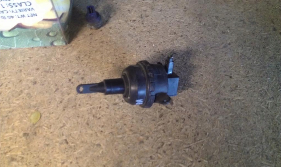 фото №1, Opel vectra b - электроклапан отопителя 90586302