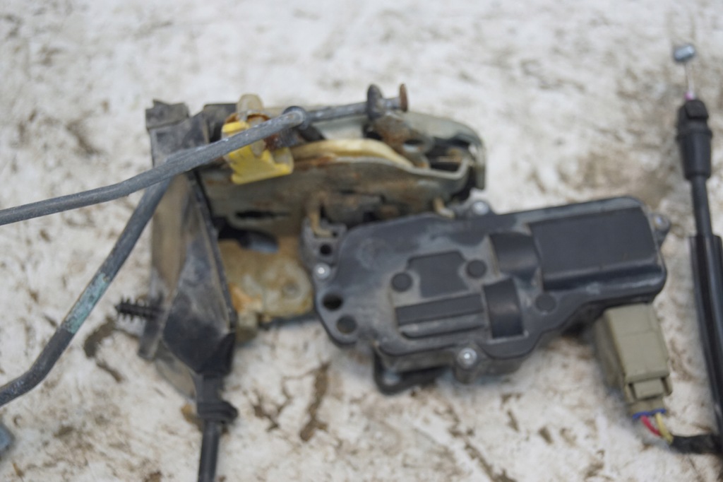 фото №10, Замок дверь левый перед ford mustang v