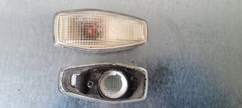 фото №1, Поворотник w крила do kia sorento