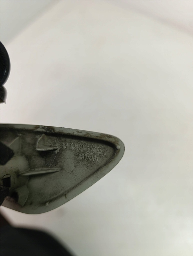 Toyota corolla e15 e150 насадка розпилювача лампи перед правий 8504412120 Київ