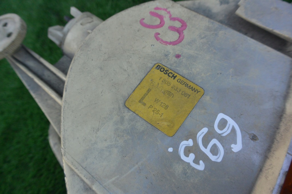 Mercedes w126 s-class 1979-1991 поворотник левый Киев