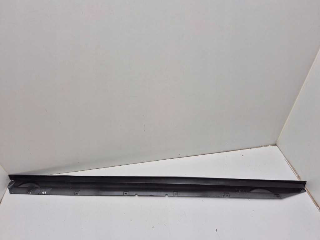 фото №4, Vw passat b8 usa r-line молдинг порог правая