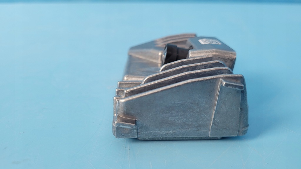 фото №6, Kia sportage v 23r камера ассистент поперечина 99211-p1060