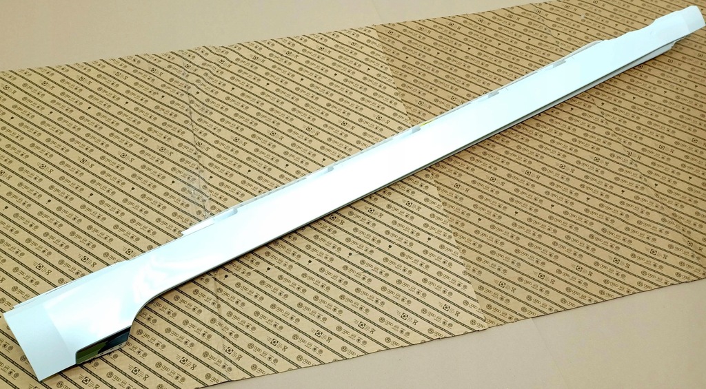 фото №1, Nowa org молдинг порог левая vw arteon 3h l0k1