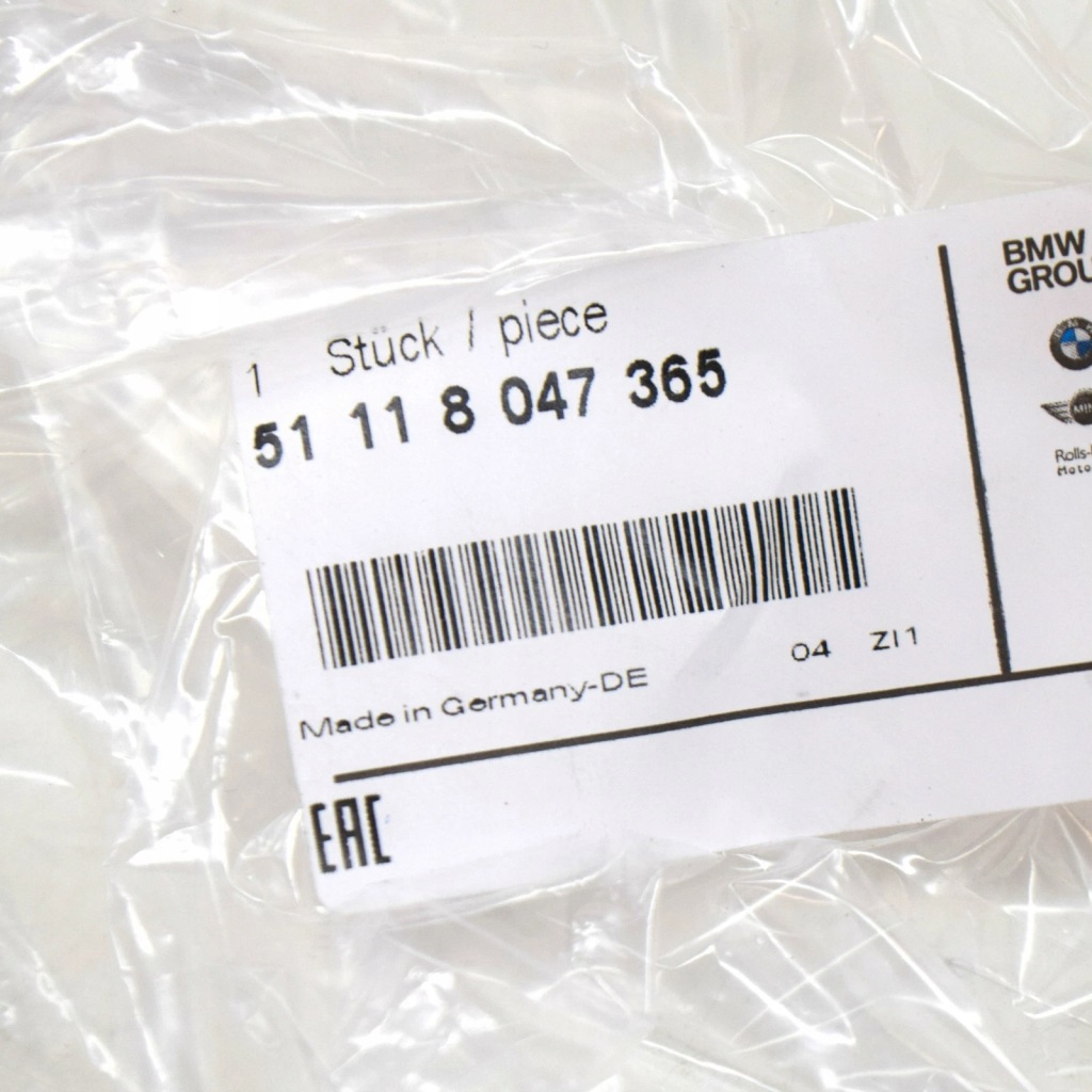 фото №8, Bmw 3 e90 бампер передний m sport нижняя средняя решетка 51118047365 2008