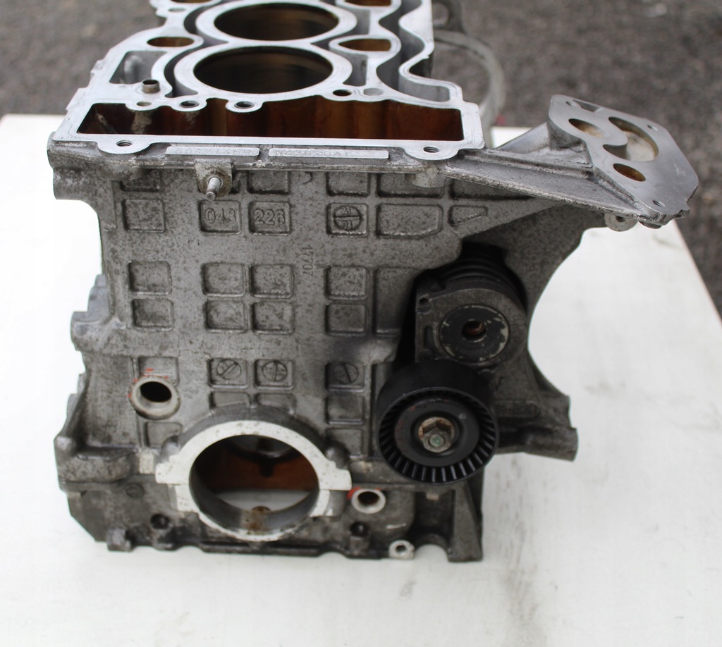 фото №10, Блок двигуна bmw e90 e91 e81 e82 2.0b n43b20a