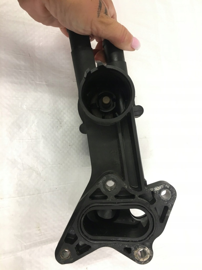 фото №15, Корпус термостата патрубок vw polo 6r v seat ibiza iv 1.2i cg 03c121111b