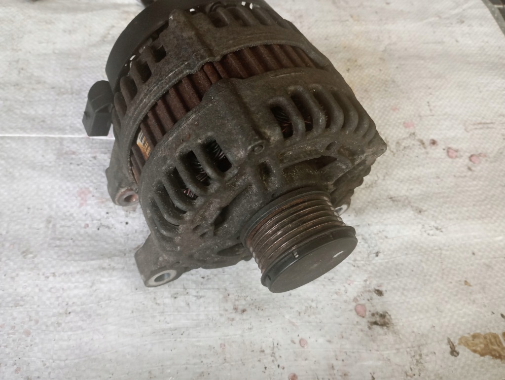 Купити Ford mondeo mk4 2.0tdci генератор 0121615028