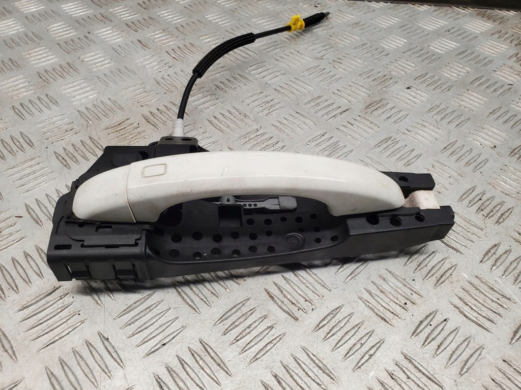 фото №6, Audi q5 sq5 2013 задняя сторона левая ручка наружная дверь задних