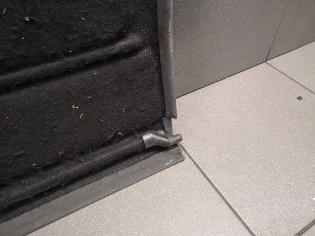 фото №10, Полиця багажника audi a3 8l 3d