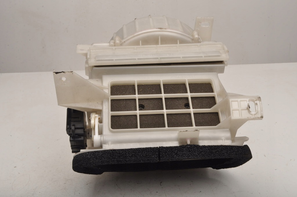 фото №7, Aston martin db9 6.0 вентилятор обдув anglik 194000-1040