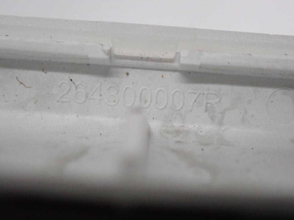 Лампа салону кабіни оригінал 264300007r renault megane 3 09r Оригінал