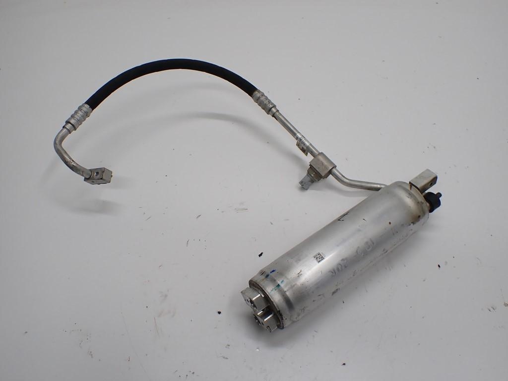 фото №1, Конденсатор осушувач випарник шланг трубка кондиціонера born vw id3 id.3 20r