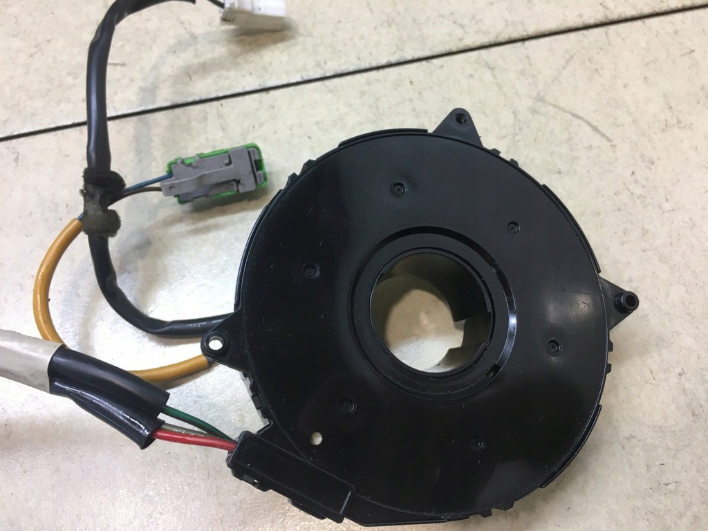 фото №6, Лента шлейф подушка безопасности kia carens ii 2.0 crdi