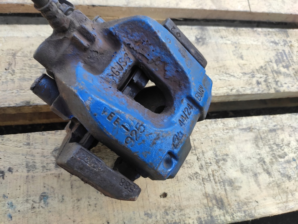 фото №14, Bmw 7 f01 3.0d n57 диск суппорт задняя тормоза задние комплект состояние идеальное состояние