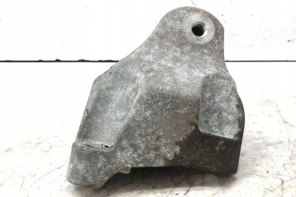 фото №1, Правая кронштейн двигателя renault grand scénic iii jz0/1_ 113320021r 1.46l