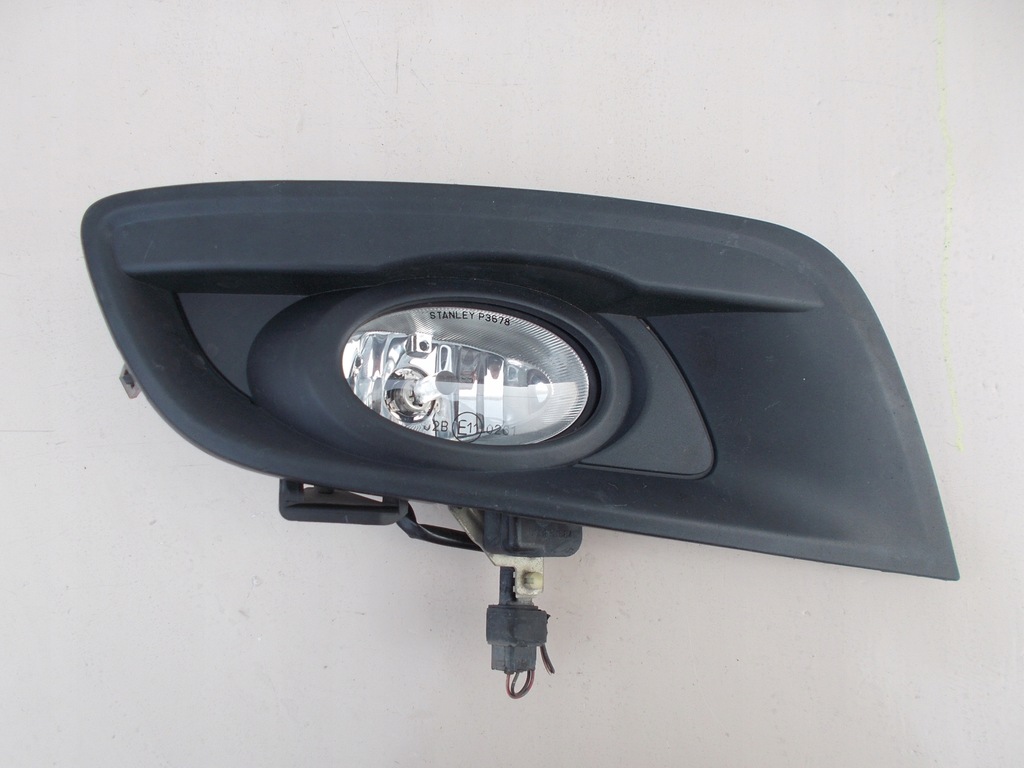 фото №5, Протитуманні фари протитуманна фара решітка права ліва mazda 3