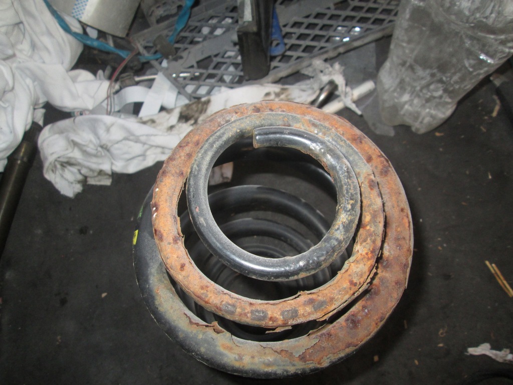 фото №4, Пружина задняя задняя renault trafic ii opel vivaro i