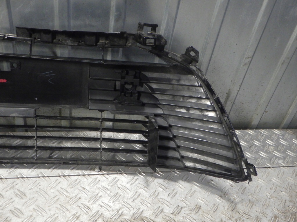 фото №10, Решётка средняя решётка радиатора toyota corolla e21 xii 18-