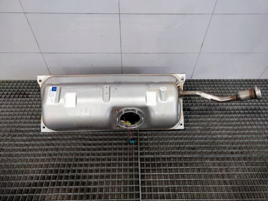 Купить Bak бак топлива дизель mercedes slk r172 w172 2.2 cdi a1724700501