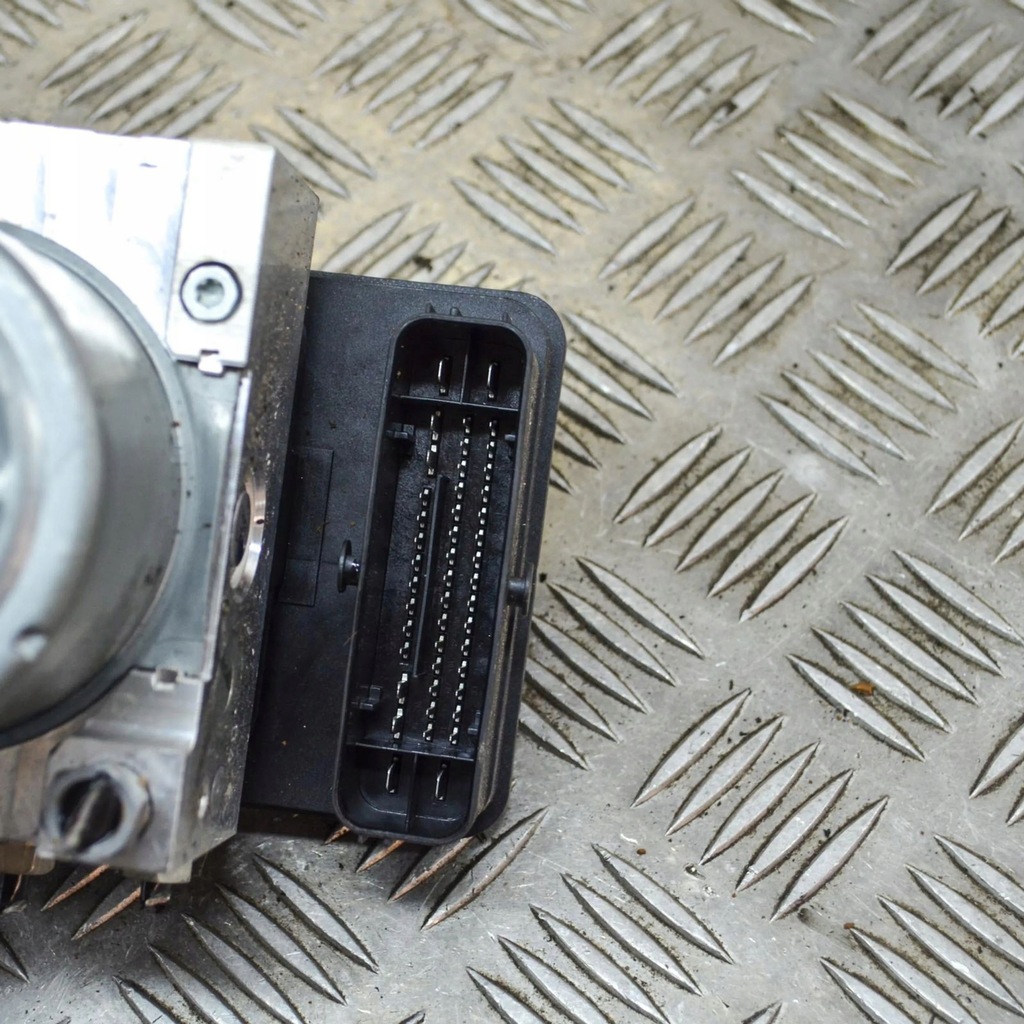 фото №5, Land rover range rover evoque l538 2017 насос abs