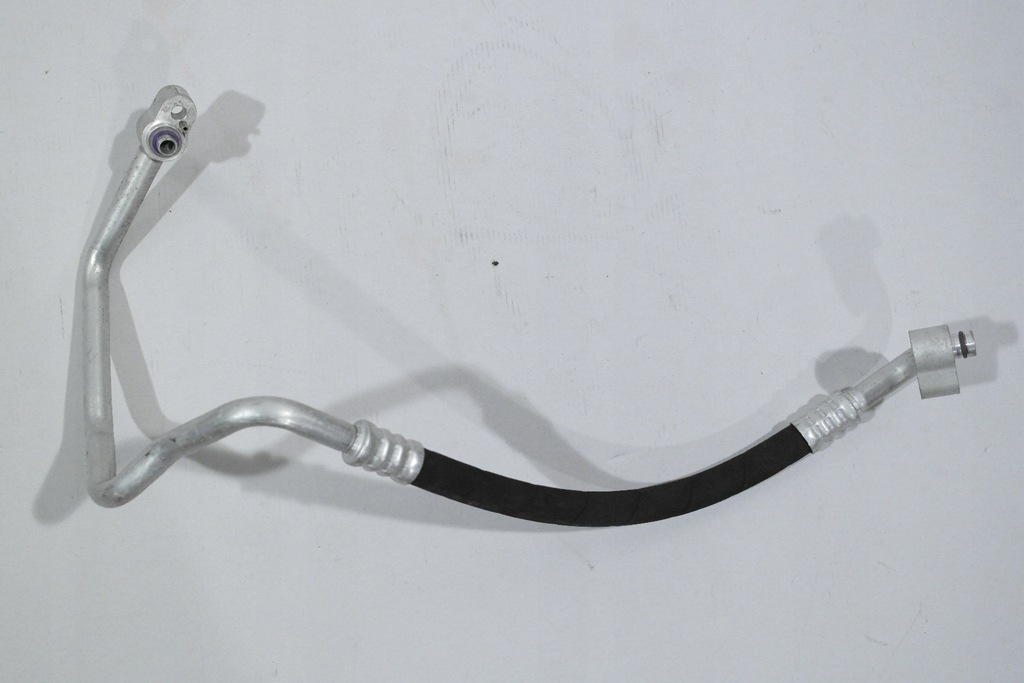 фото №1, Vw jetta 5c6 2.0 tdi шланг кондиционера