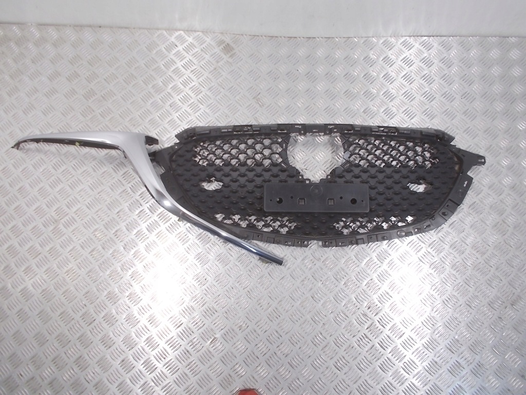 фото №1, Решітка радіатора хром правий mazda 2 iii dj dl mazda demio iv lift 19-23 оригінал