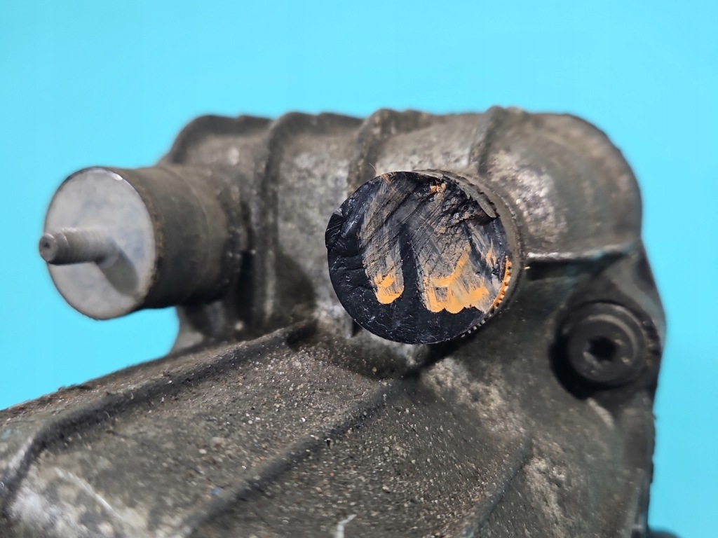 Насос усилителя opel zafira b 13192897 1.9 cdti Цена