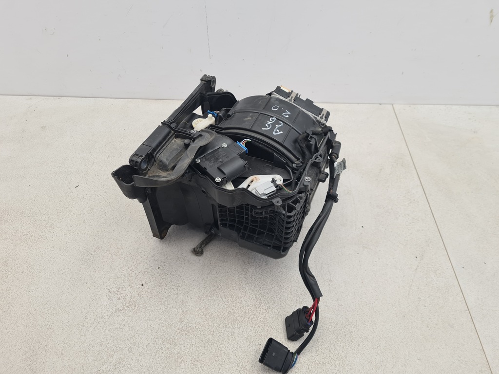 фото №12, Audi a6 c6 обігрівач 4f1820351ad