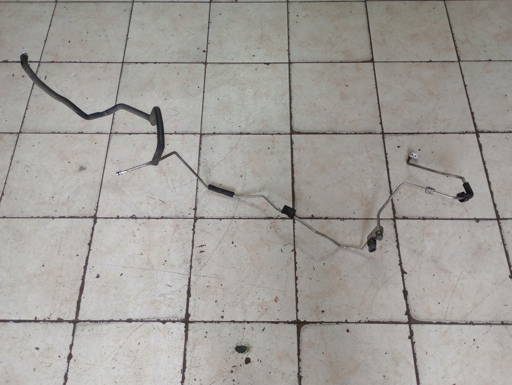 фото №1, Mitsubishi grandis шланг кондиціонера