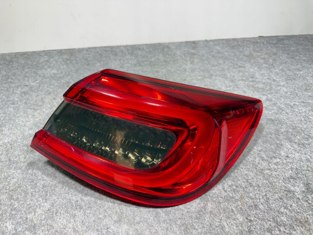 фото №1, Лампа задня задня права maserati quattroporte 6700016280