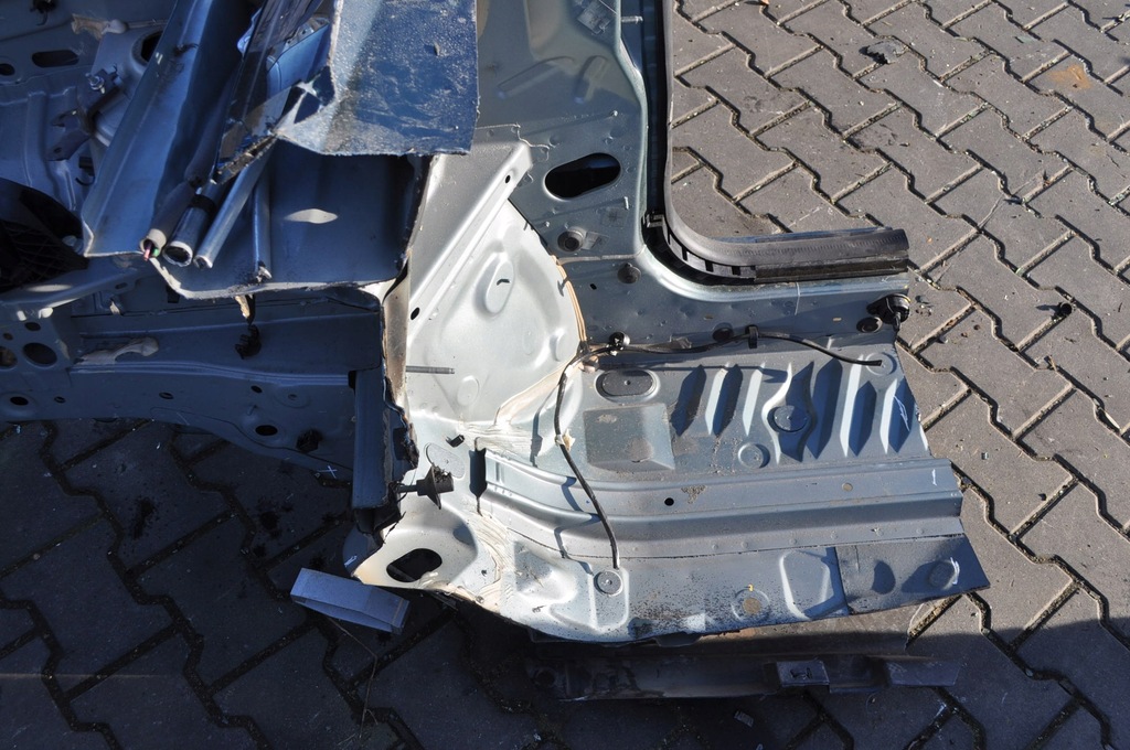 фото №8, Dacia sandero iii 2025r чверть лонжерон правий перед лак tedqk