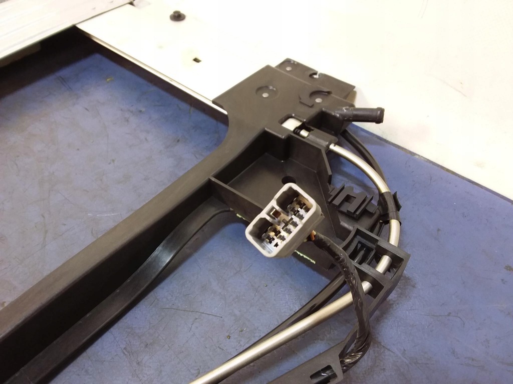 фото №4, Dodge charger 05-10 люк 24044216