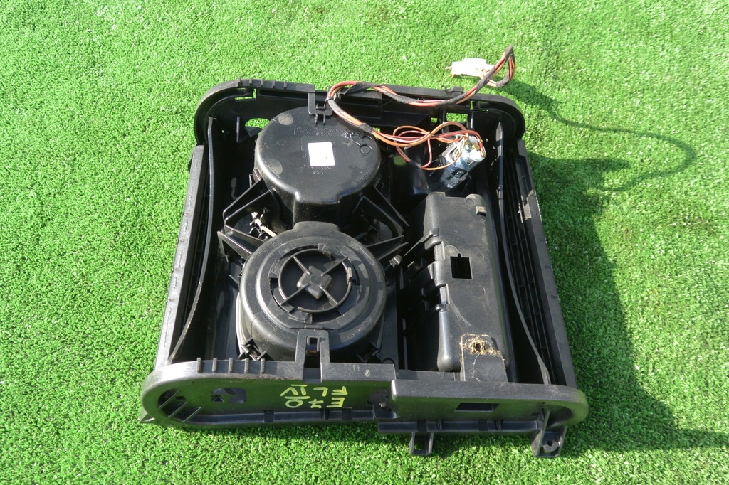 фото №6, Кронштейн na кружки жалюзи туннель bmw x5 e70 lci