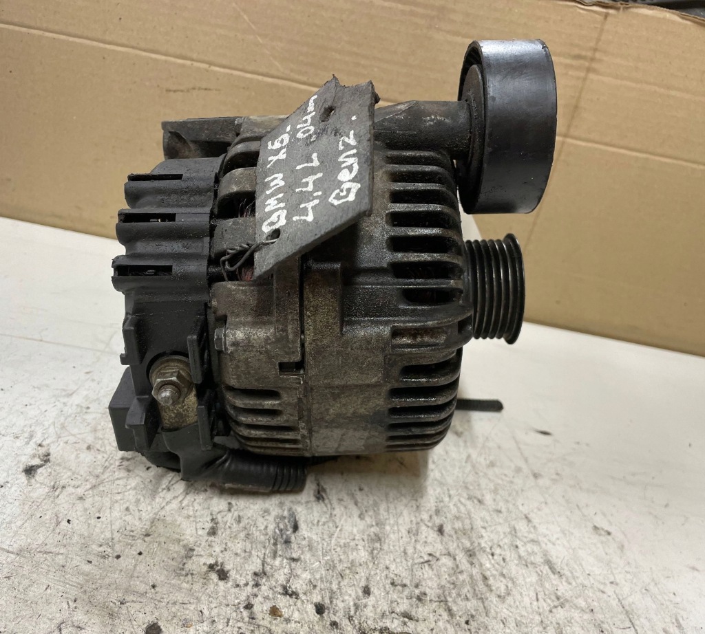 фото №4, Bmw x5 e53 2002 генератор