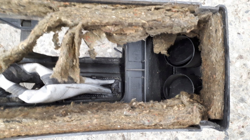 151898000 тунель середній alfa romeo 156 Доставка