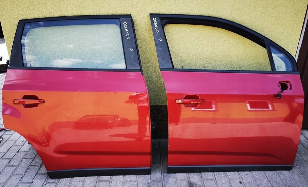 фото №1, Chevrolet orlando дверь правое перед полный