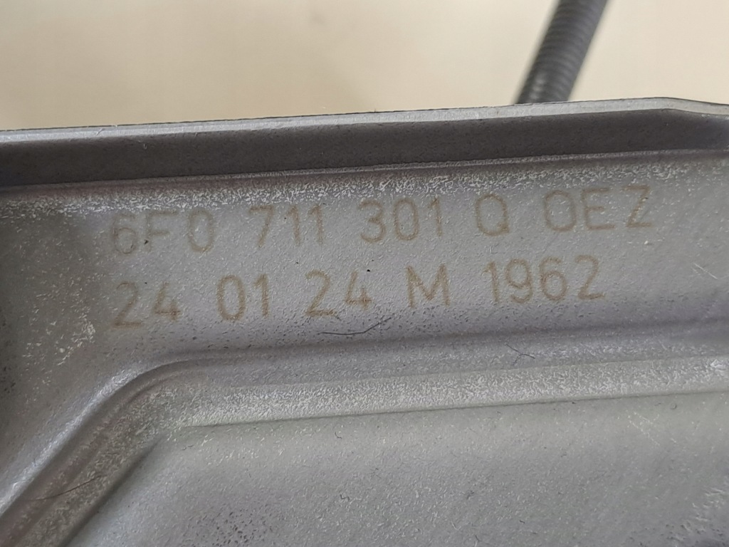 фото №11, Важіль ручка гальма ручного стояночного шкіра seat arona fr lift 2024r