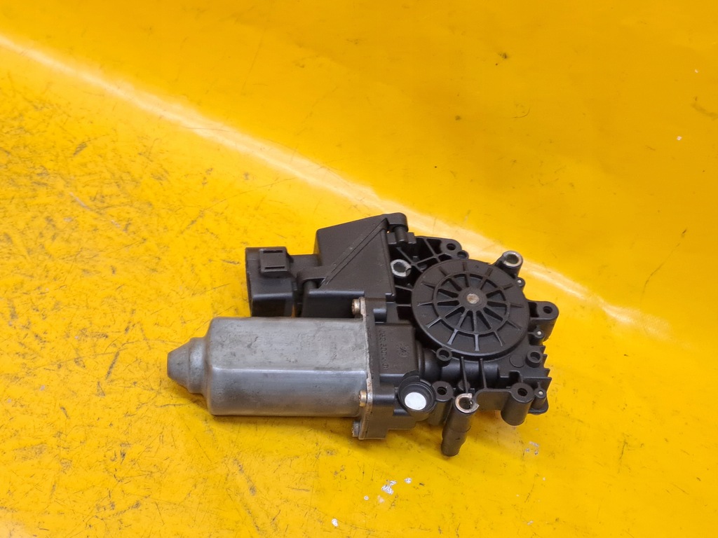 фото №9, Моторчик електричних вікон правий перед audi a6 c5 119024114