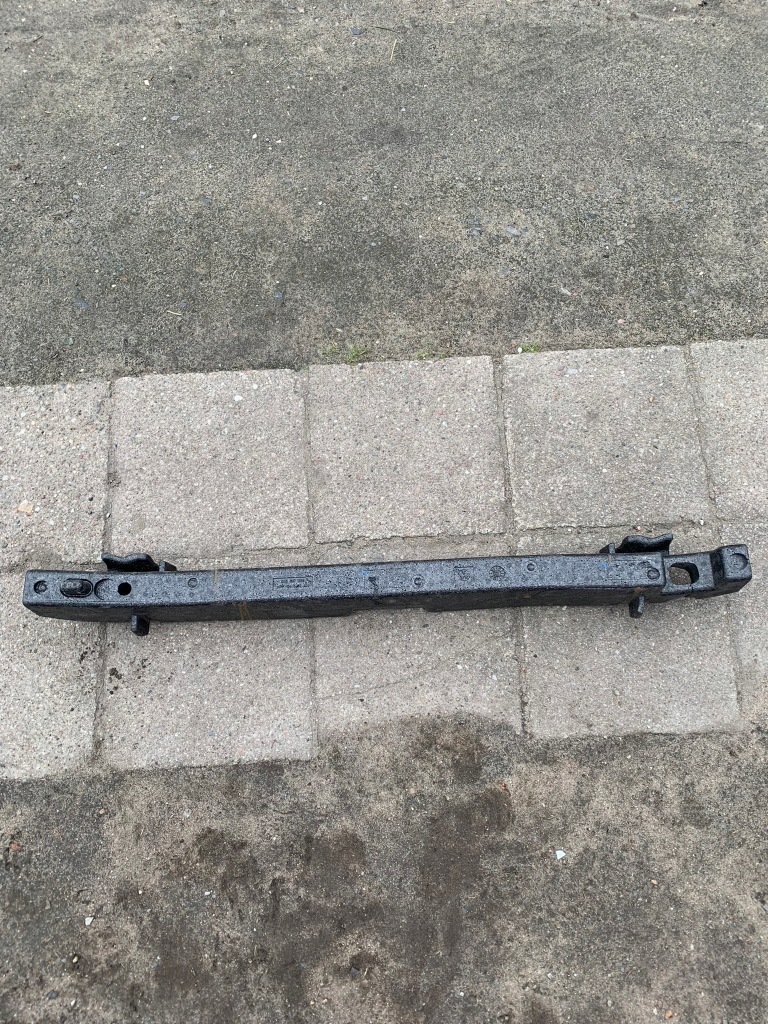 фото №1, Vw golf vii sportsvan абсорбер пена бампера