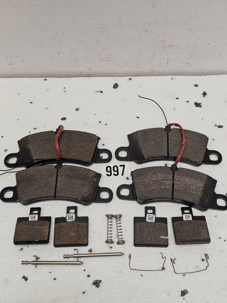 фото №1, Гальмівні колодки ferrari f8 812 f12 488 + ручний задня nowe