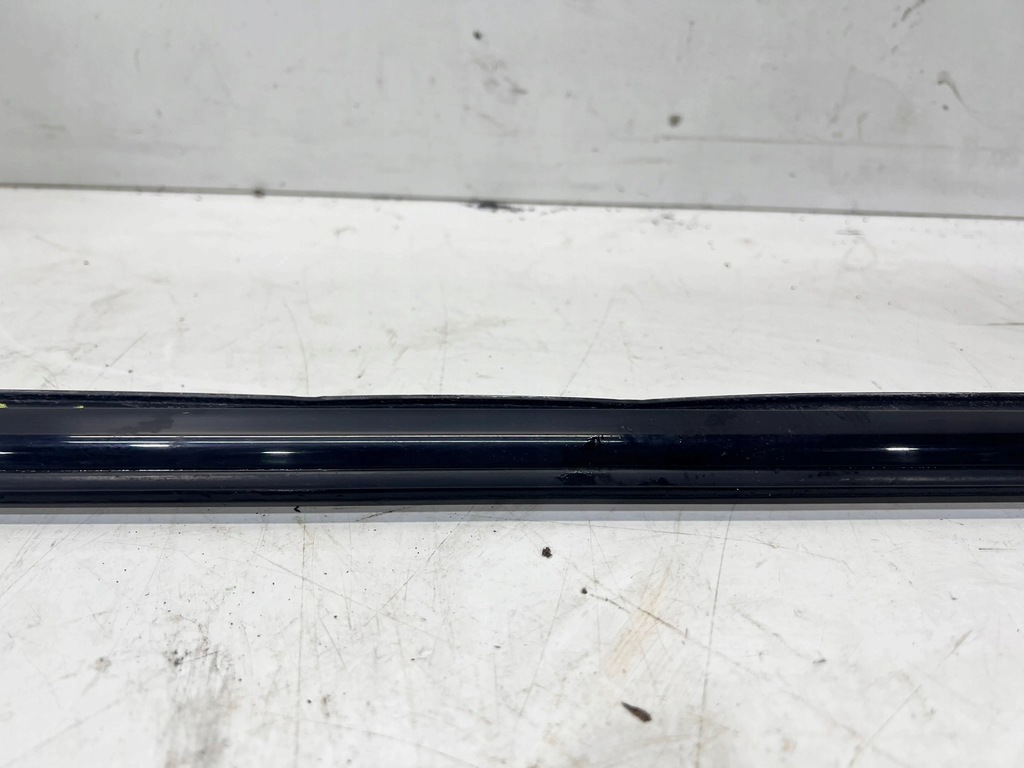 фото №6, Молдинг уплотнитель стекло правая перед audi a6 c7 4g0853284g