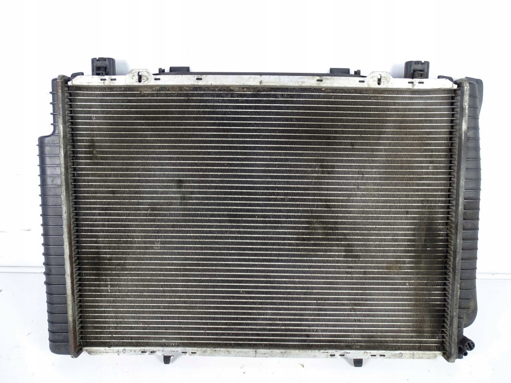 Купити Mercedes s klasa w140 3.2 радіатор води