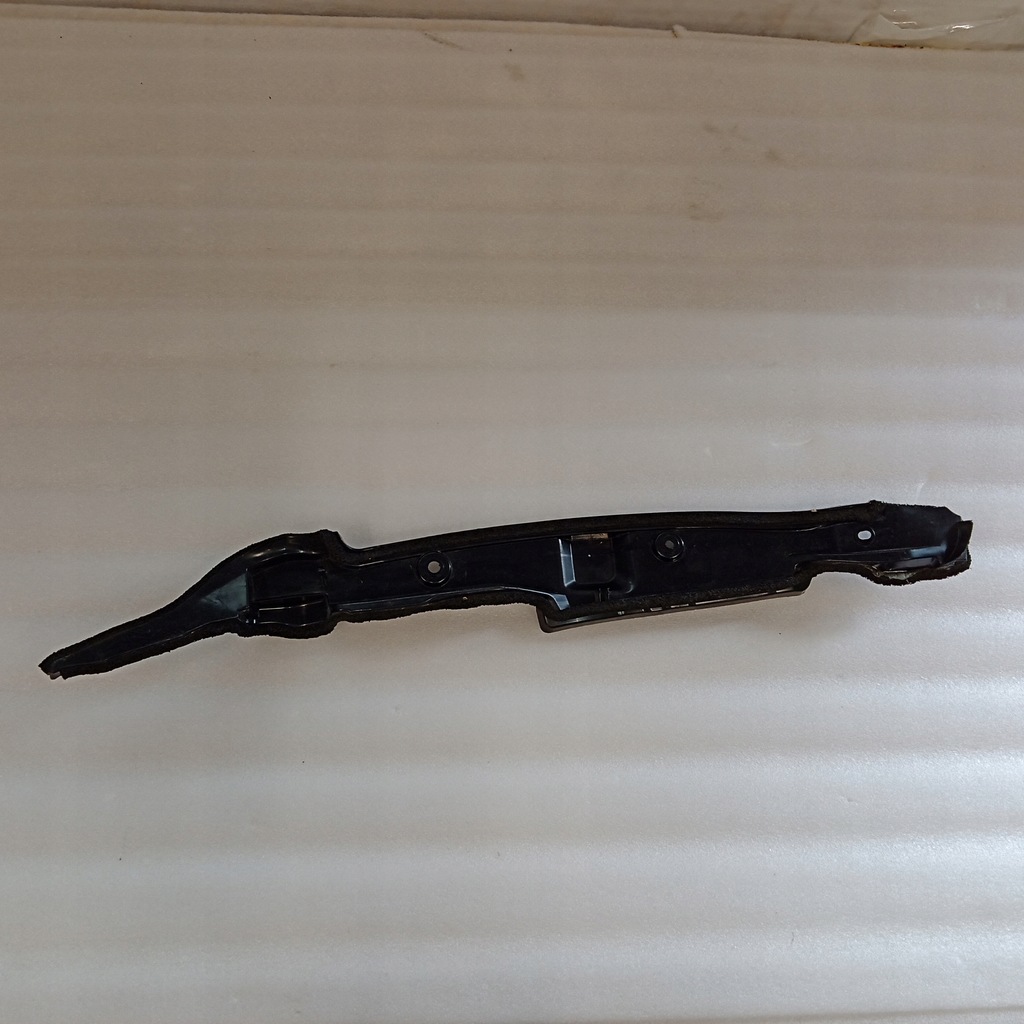 фото №1, 53882-06170 toyota camry защита крыла правый перед