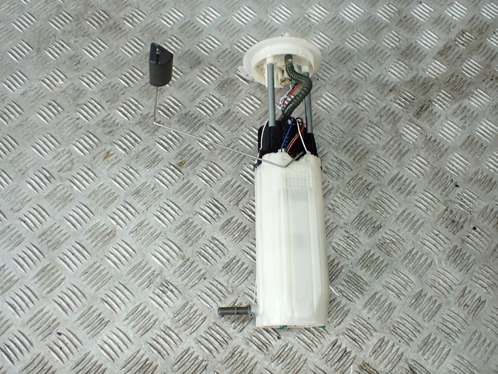 Насос паливної  chevrolet corvette c7 6.2 lt1 2014- Київ