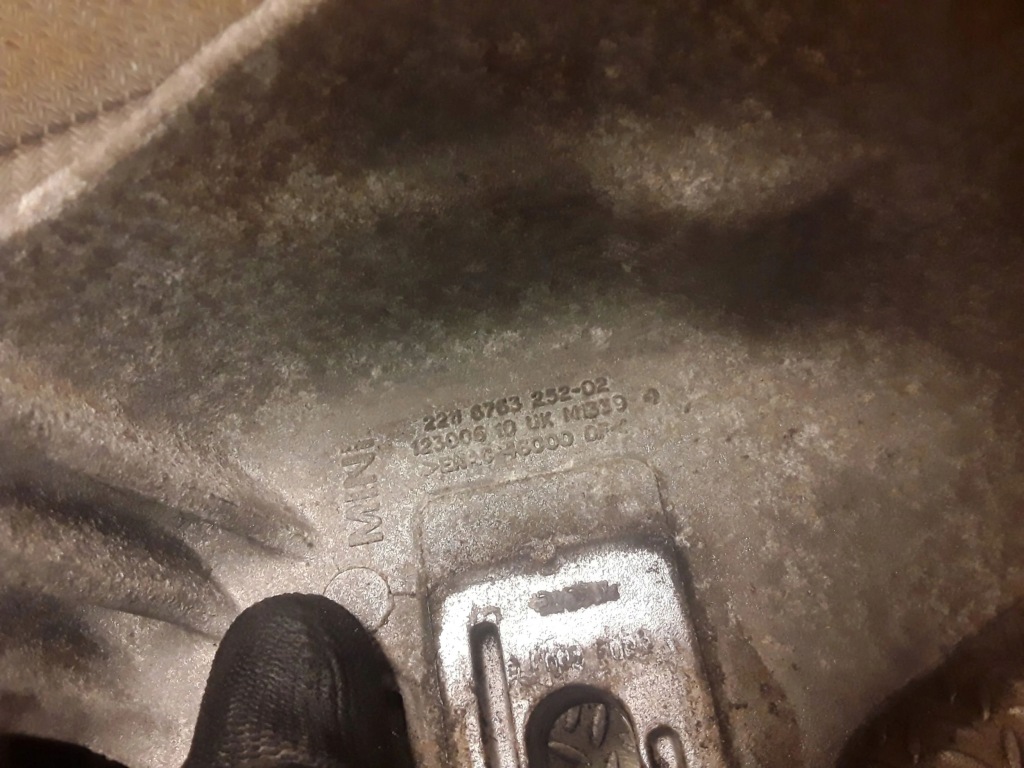 Mini one - cooper r50 - 53 правая сторона кронштейн двигателя Доставка