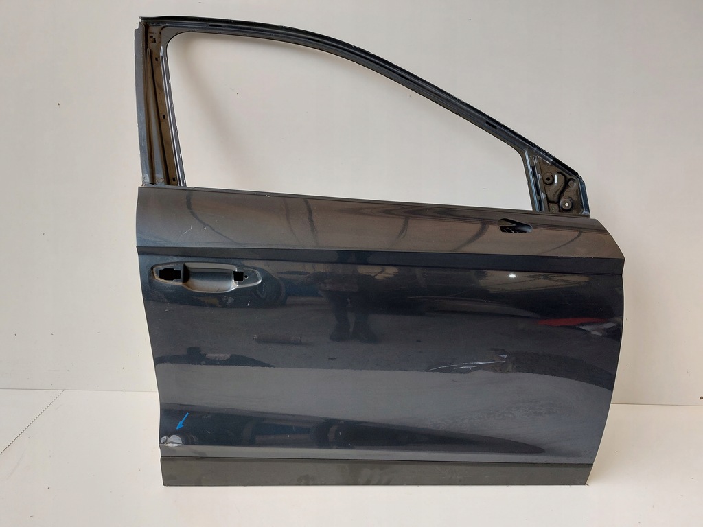 фото №1, Seat arona 6f9 дверь правое перед 6f9831312 a оригинал