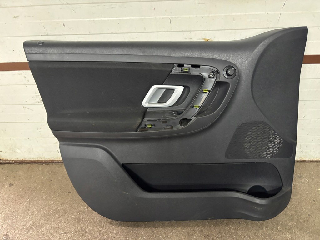 фото №1, Skoda fabia ii обшивка дверь перед передний левый