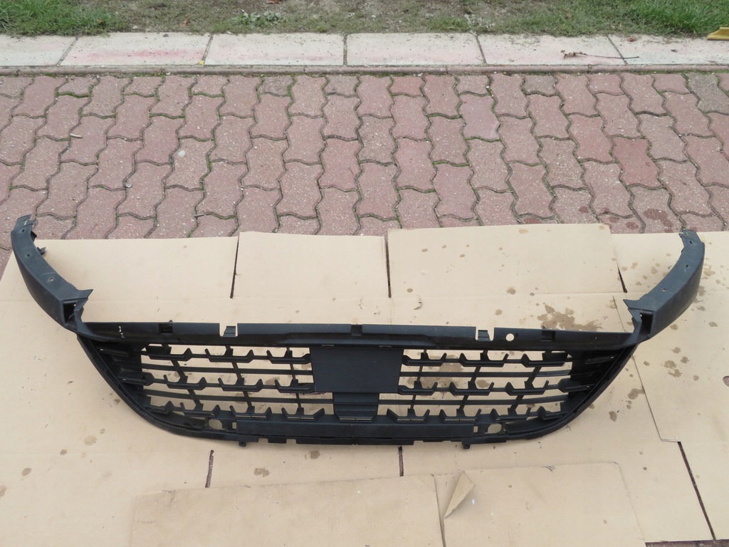 фото №1, Решётка перед renault captur ii 2 2019-